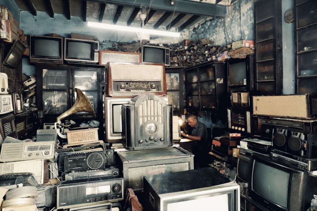 Retro Electronics