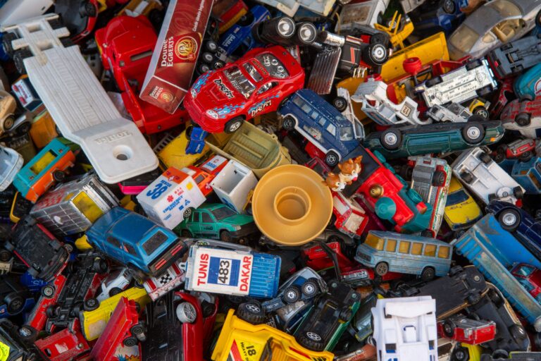 toys