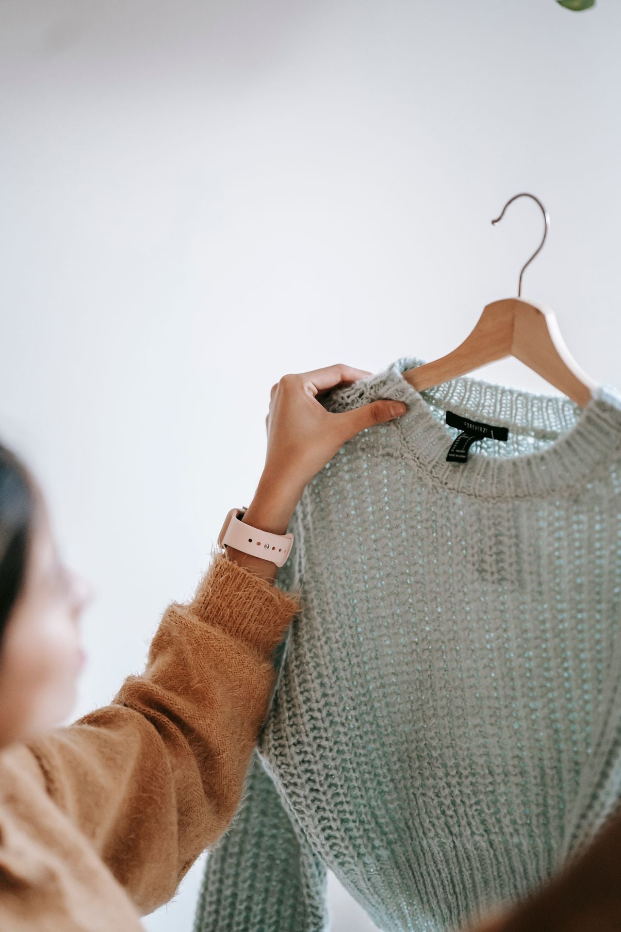 10 Unwritten Rules of Thrift Store Shopping Everyone Should Know