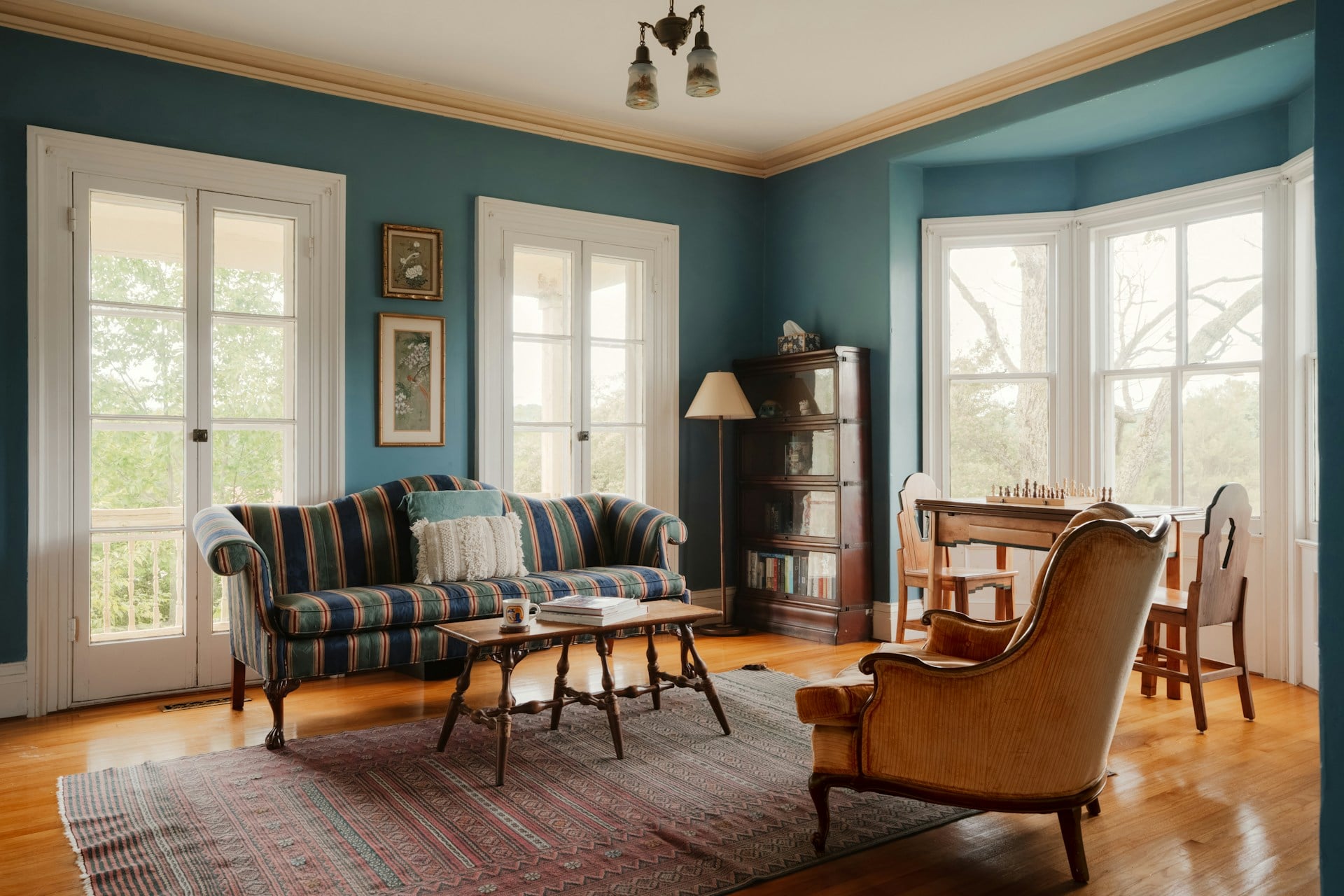 Vintage Is Back, and It’s Changing the Way People Decorate Their Homes