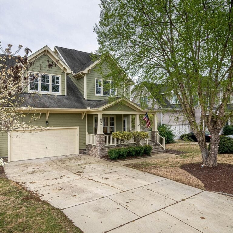 Her Neighbor Uses Her Driveway as a Playground for His Toddler. She Wants It to Stop