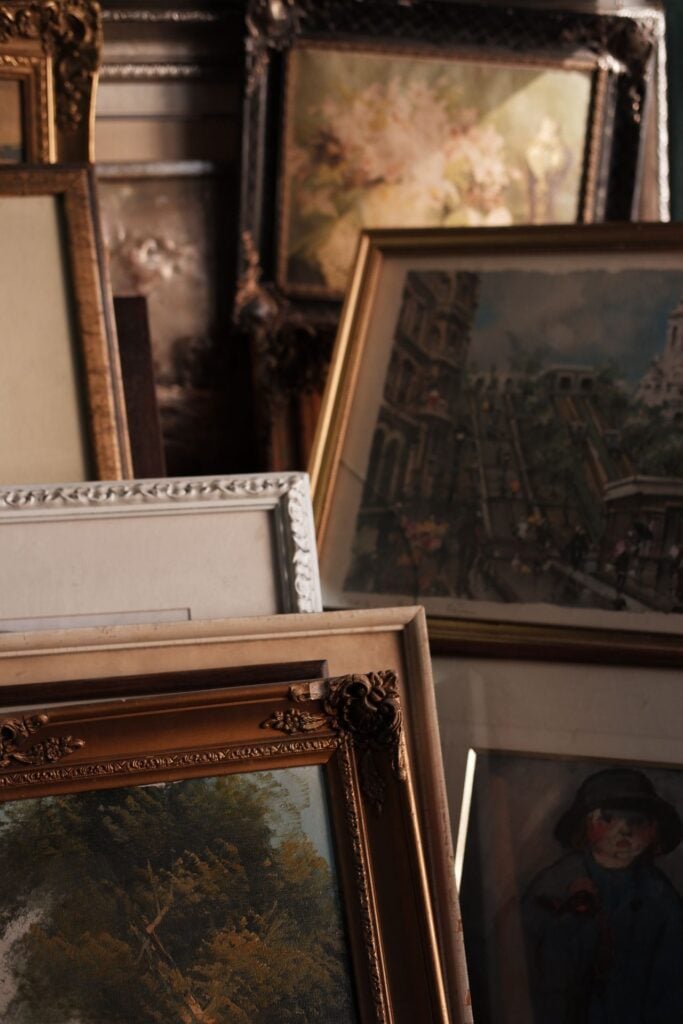 picture frames