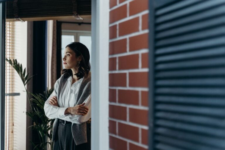 Tenant finds out their apartment controls the entire building’s electricity—and landlord wants to give neighbors a key, citing safety concerns