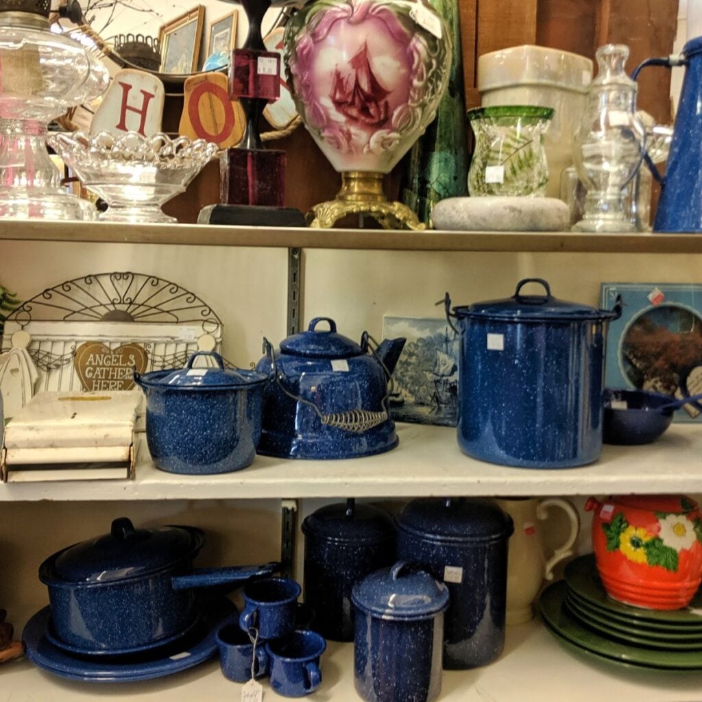 thrift store housewares