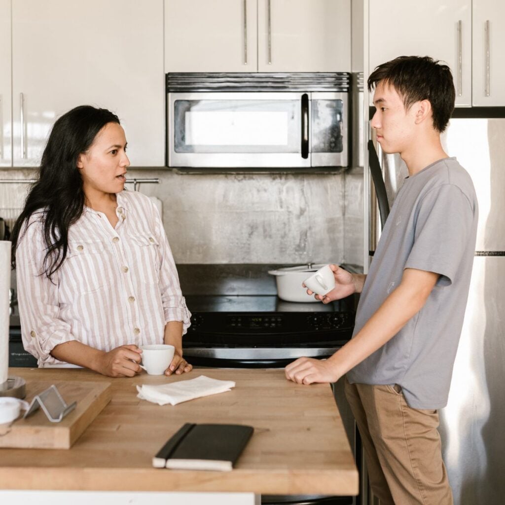 two people disagreeing